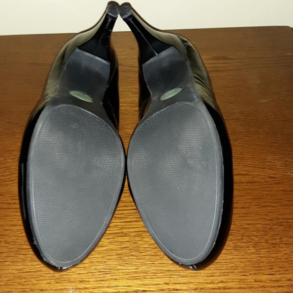Me Too Heels - Picture 6 of 6